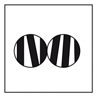 Zebra zu nah durch ein Fernglas beobachtet